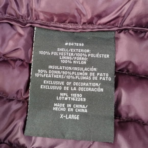 32°Heat Lightweight Water Resistant Puff Vest | Size XL | Mulberry | EUC - Picture 6 of 11